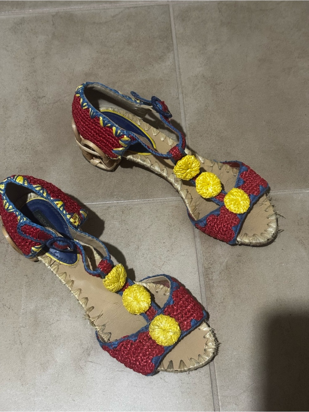 Dolce & Gabbana Vintage Multicolor Raffia Sandal - Picture 2 of 5